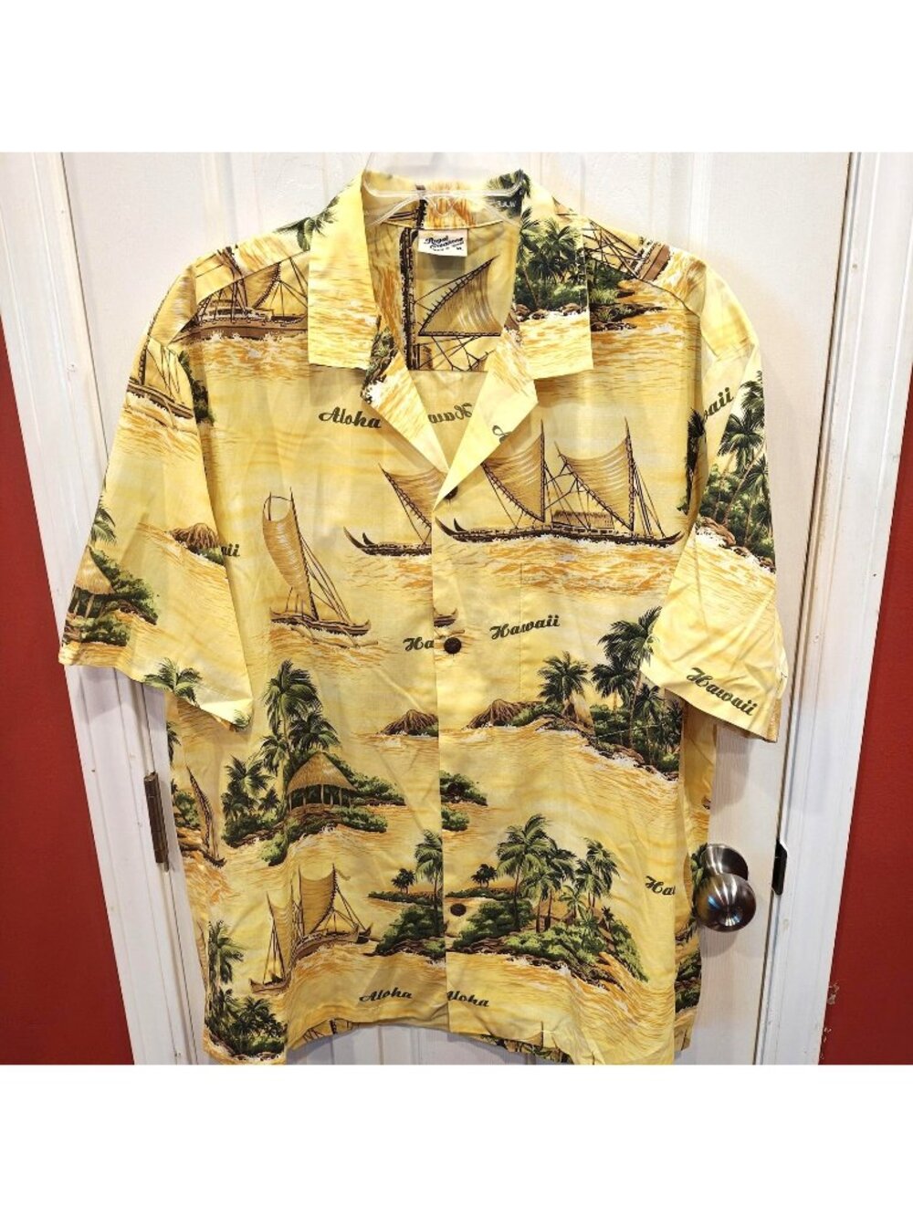 Royal Creations Hawaiian Shirt Mens XL Yellow Sailboat Aloha USA Tropical Camp